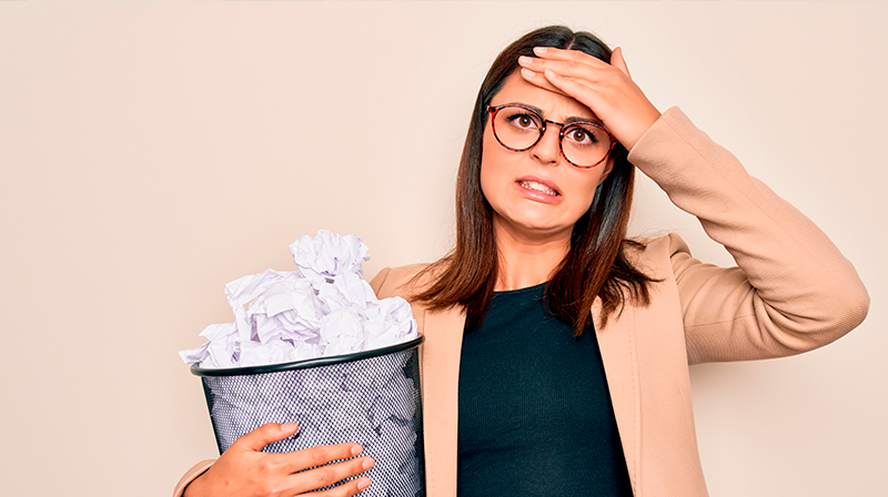 Офисные корзины для бумаг. 